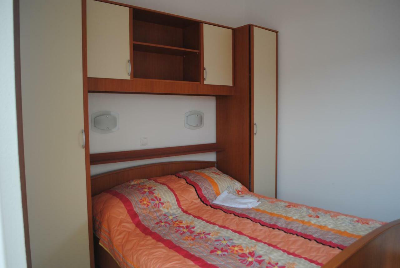 Ciovo Apartments Trogir Ngoại thất bức ảnh