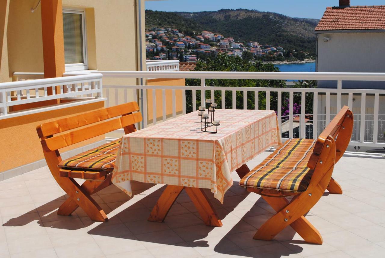 Ciovo Apartments Trogir Ngoại thất bức ảnh